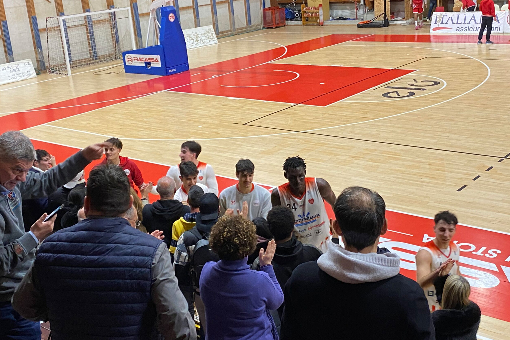 Teramo vs Mondragone Gara 1 Playout 125-77, Salvezza a un Passo!